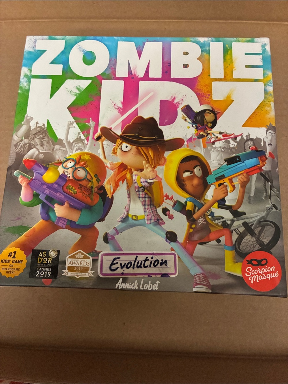 Zombie Kidz Evolution cooperative board game ages 3+ 15min play Scorpion Masque